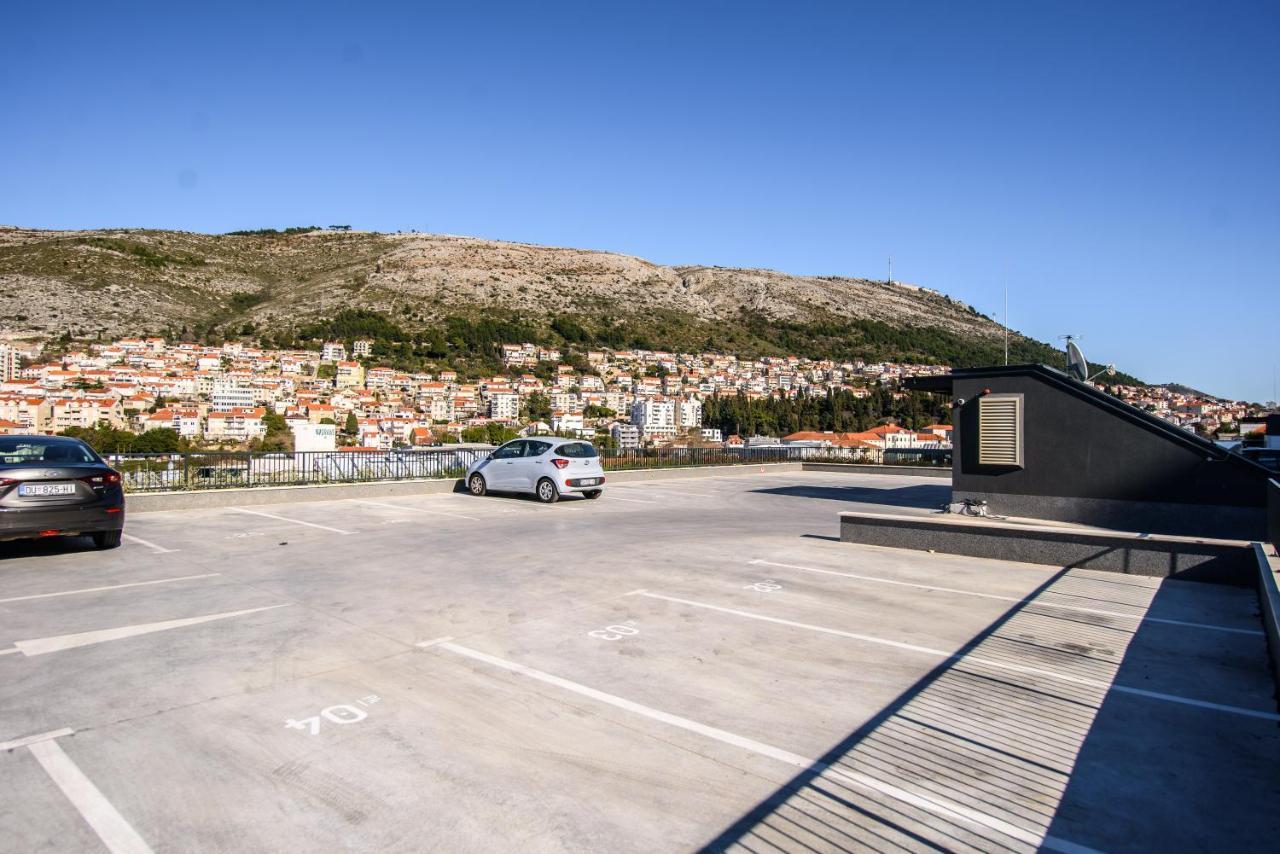 M&P- Lovely 1-Bedroom Condo With Free Parking Dubrovnik Exterior photo