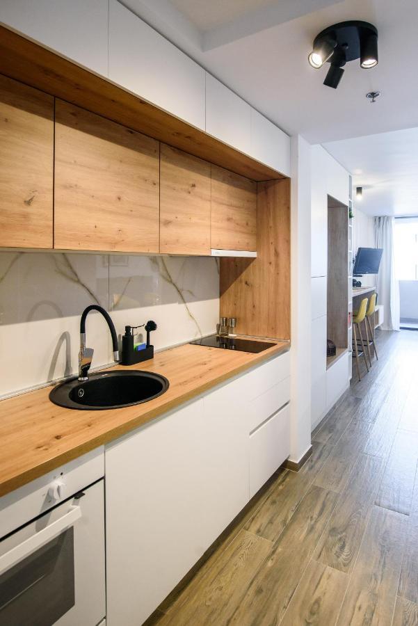 M&P- Lovely 1-Bedroom Condo With Free Parking Dubrovnik Exterior photo